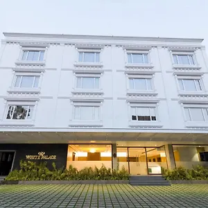 White Palace Hotel