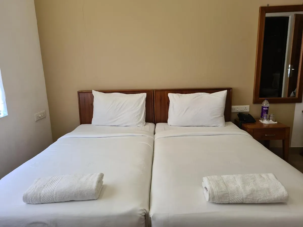 Hotel 18 Rooms By Navya Thrissur