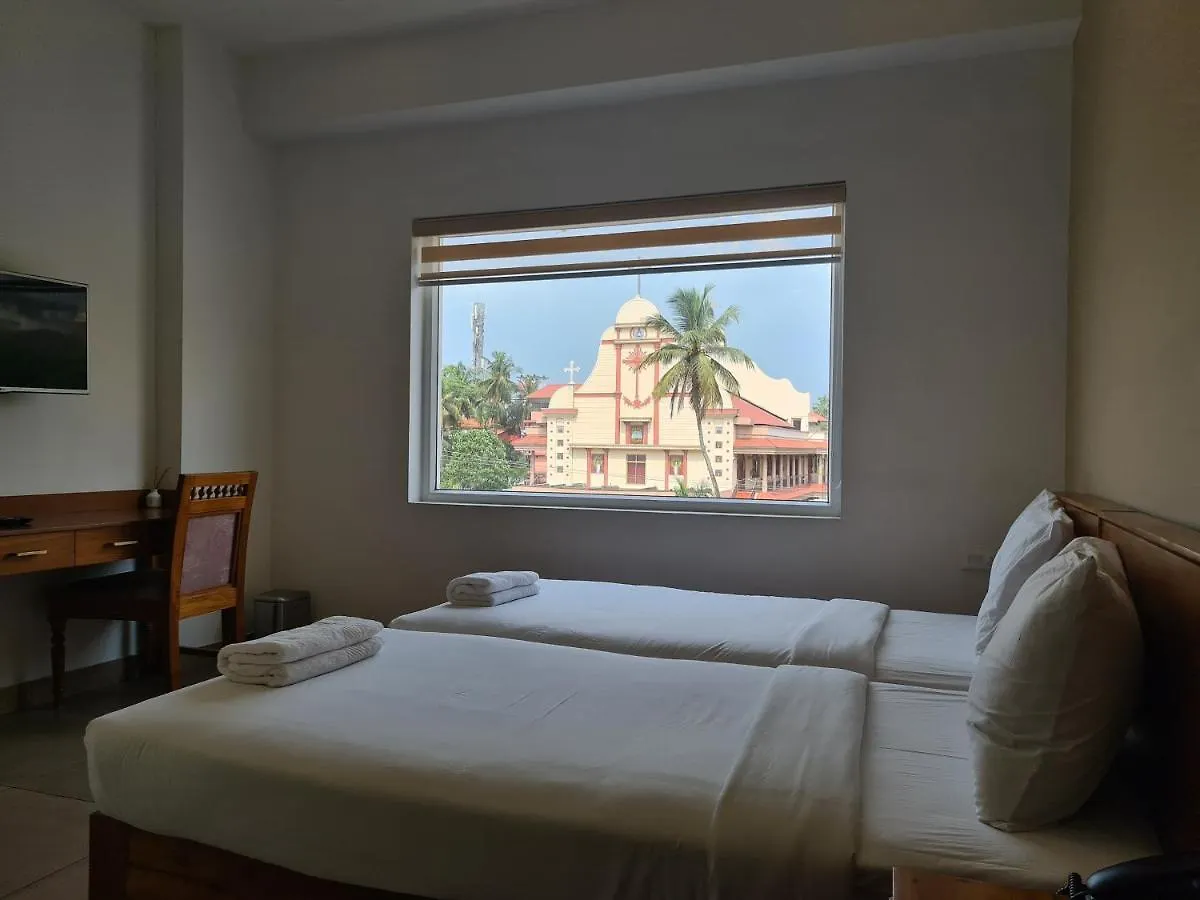18 Rooms By Navya Thrissur Hotel